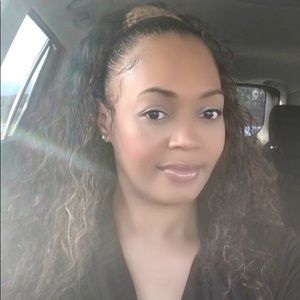 Meet your Posher, Lakisha